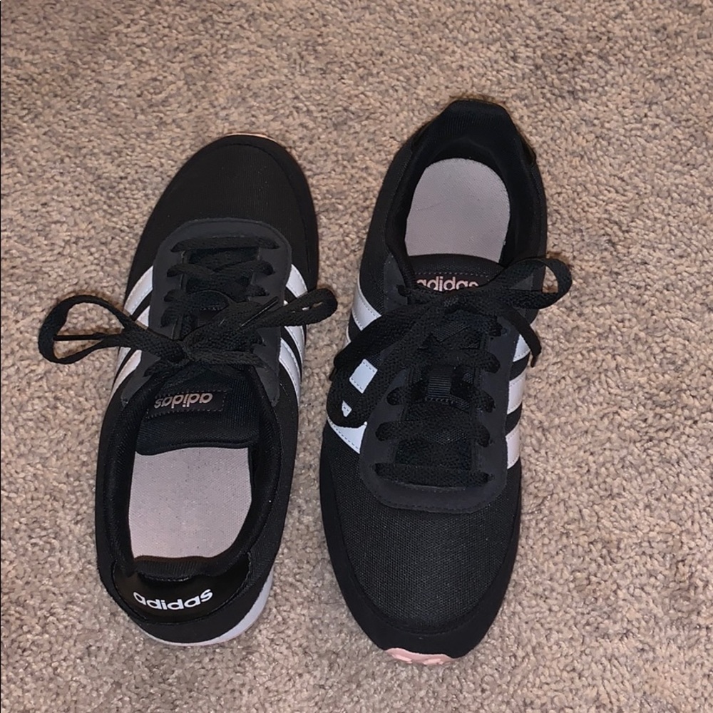 Women’s Athletic Shoes